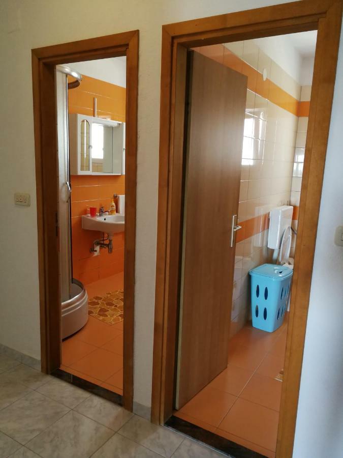 Apartments N&M Sukošan Eksteriør bilde